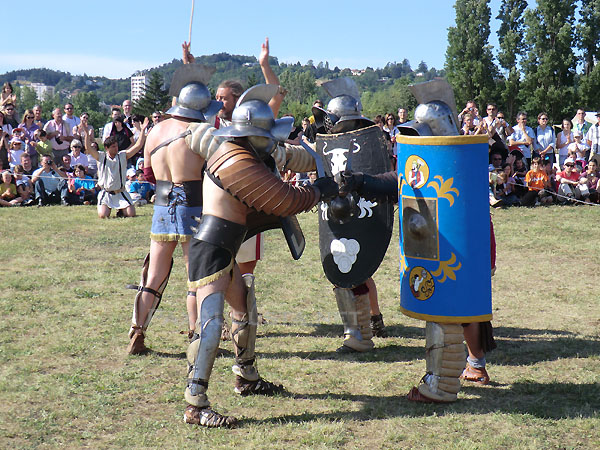 Journees gallo romaines de Saint romain en gal 2011